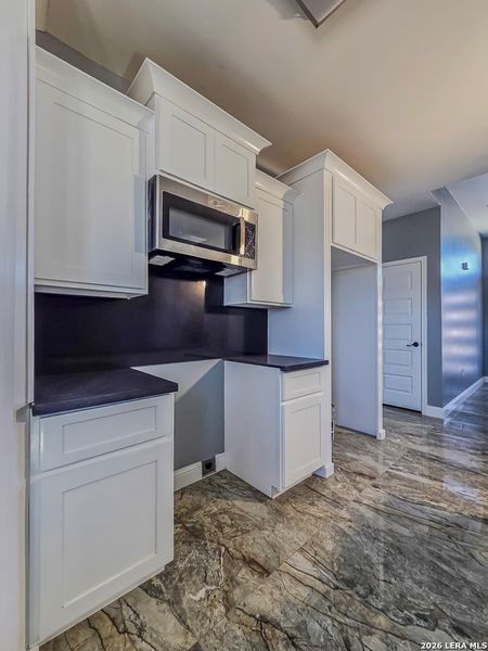 Furnished interior view inside a new home in , Eagle Pass (Image 13).