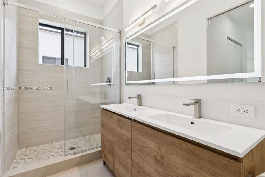 Photos shown are of a completed unit with the same layout and styling; the available unit is currently under construction and may vary. Photos shown are of a completed unit with the same layout and styling; the available unit is currently under construction and may vary.