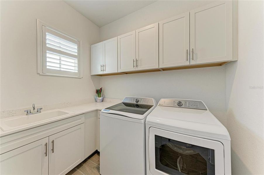 Furnished interior view inside a new home in , Venice (Image 8).