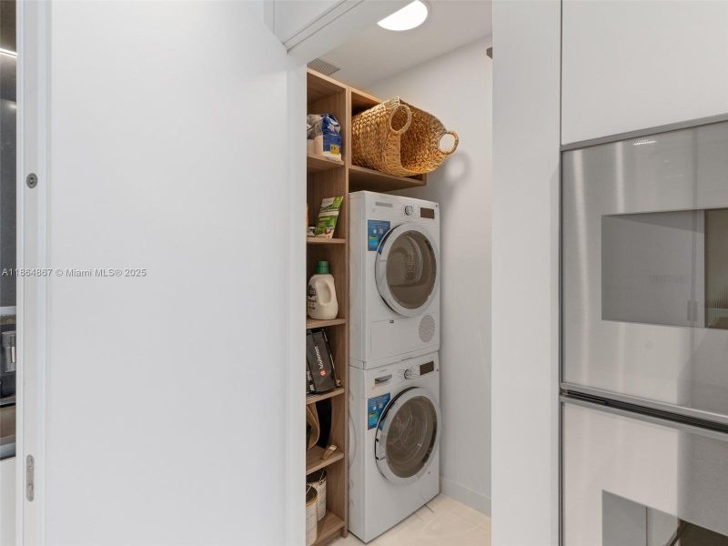 Image 67 of a home in .