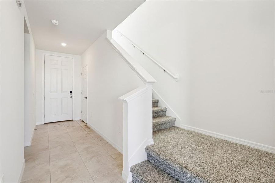 Spacious, unfurnished interior of a new home in , Poinciana (Image 37).