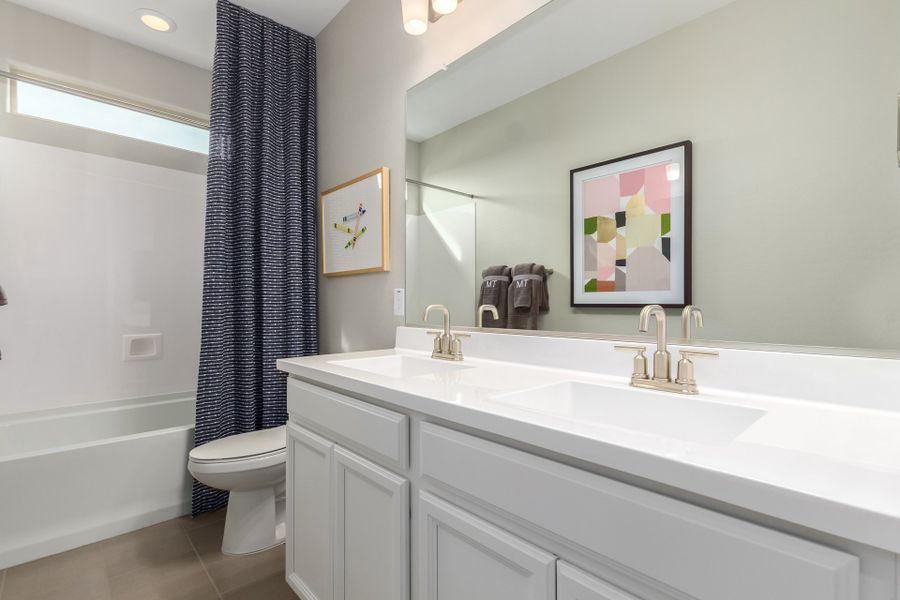 Furnished interior view inside a new home in Stonehaven, Glendale (Image 18).