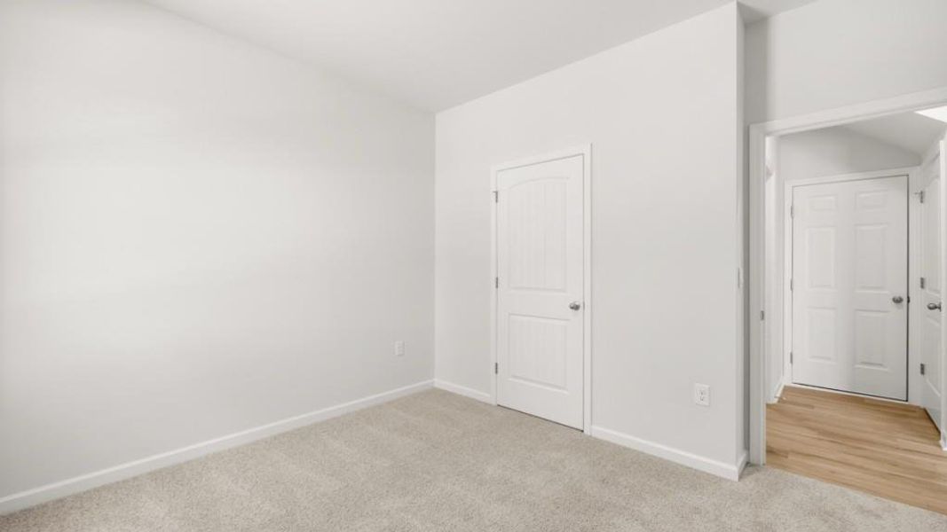 Spacious, unfurnished interior of a new home in Liberty Crossing, Braselton (Image 20).