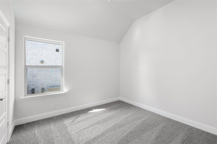 Spacious, unfurnished interior of a new home in Creekview Meadows, Pilot Point (Image 18).