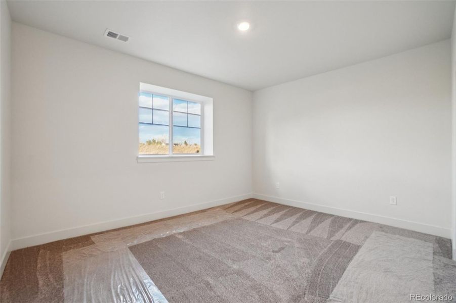 Spacious, unfurnished interior of a new home in , Fort Collins (Image 21).