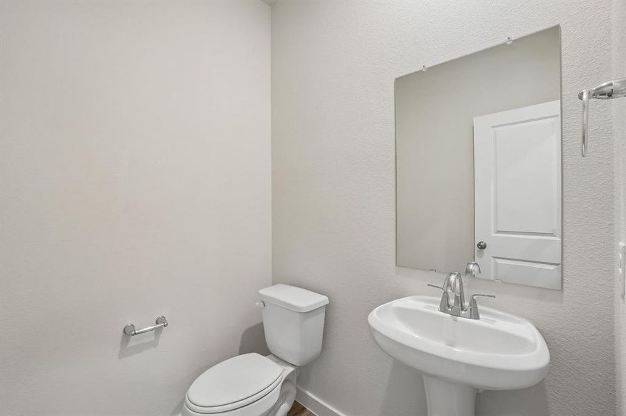Furnished interior view inside a new home in Overland Grove, Forney (Image 11).
