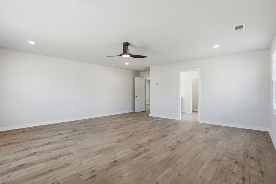 2,860sf New Home in McDonough, GA.  - Slide 12