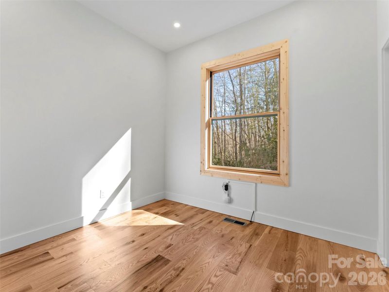 Spacious, unfurnished interior of a new home in , Brevard (Image 34).