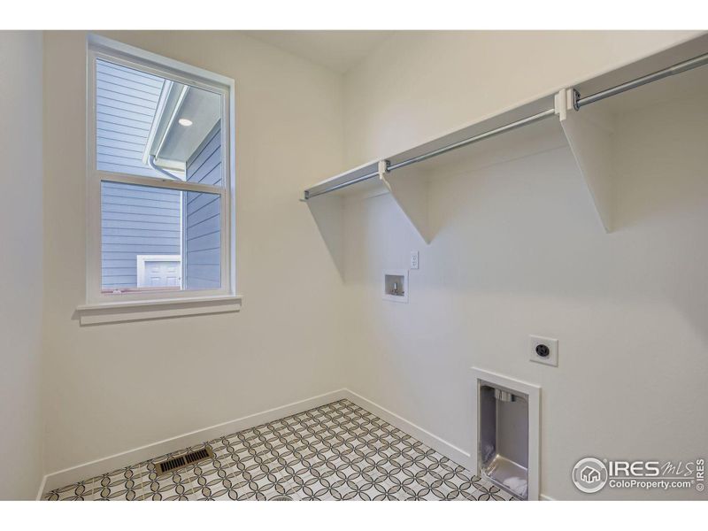 Spacious, unfurnished interior of a new home in RainDance - 60s, Windsor (Image 26).