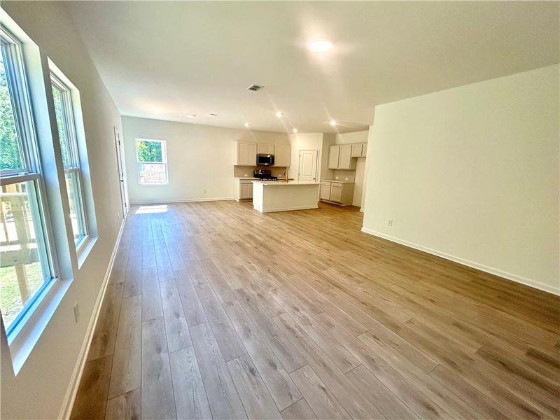 Spacious, unfurnished interior of a new home in , Locust Grove (Image 9).