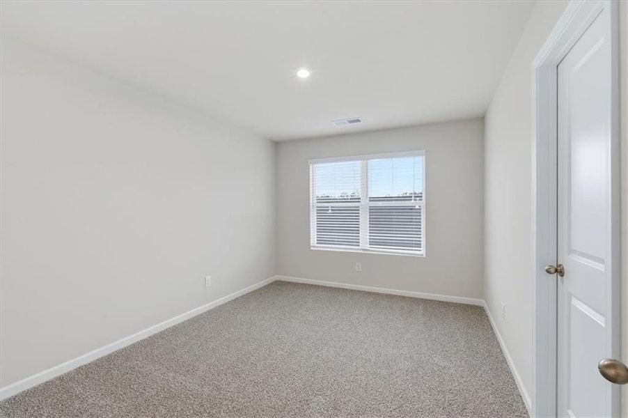 Spacious, unfurnished interior of a new home in Park Center Pointe, Mableton (Image 28).