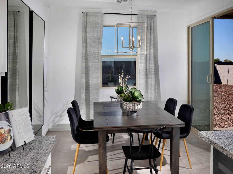 PHX_EnclaveOlive_Carson_Crisp_Dining