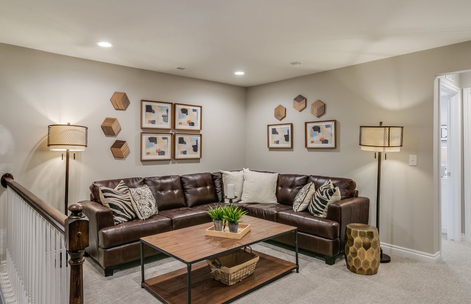 Loft space for movie night, game time or a separat Loft space for movie night, game time or a separat