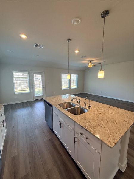 Image 48 of a home in Wall Street Village.