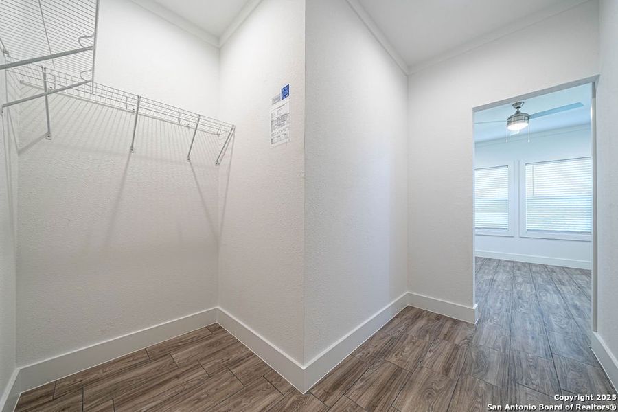 Spacious, unfurnished interior of a new home in , San Antonio (Image 22).