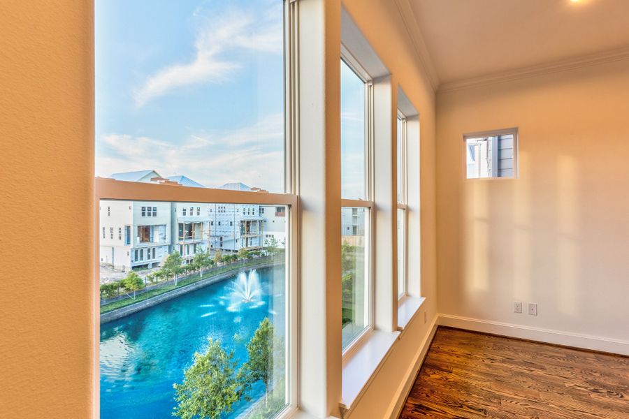 Spacious, unfurnished interior of a new home in The Brownstones at East Quarter, Dallas (Image 20). Spacious, unfurnished interior of a new home in The Brownstones at East Quarter, Dallas (Image 20).