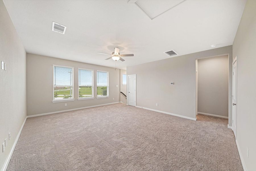 Spacious, unfurnished interior of a new home in The Highlands, Porter (Image 15). Spacious, unfurnished interior of a new home in The Highlands, Porter (Image 15).