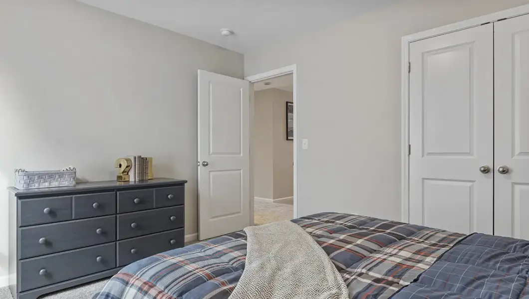 Representative furnished interior of a home built from the Summit by D.R. Horton in Shadow Stone, Simpsonville (Image 17). Representative furnished interior of a home built from the Summit by D.R. Horton in Shadow Stone, Simpsonville (Image 17).
