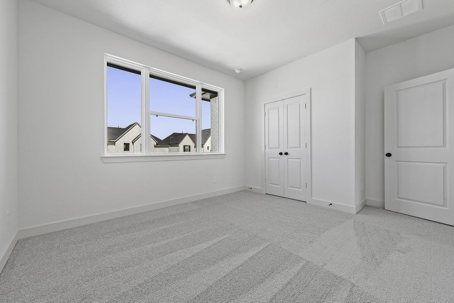 Spacious, unfurnished interior of a new home in The Grand Prairie, Hockley (Image 20).