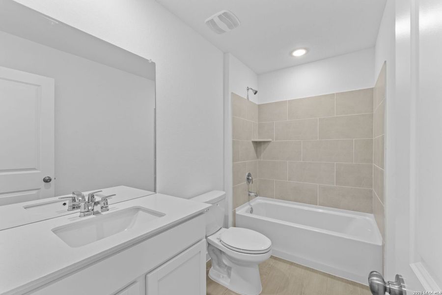 Furnished interior view inside a new home in Espada, San Antonio (Image 9).