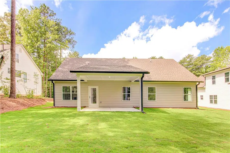 Exterior details and patio area of a home in , Villa Rica (Image 30).