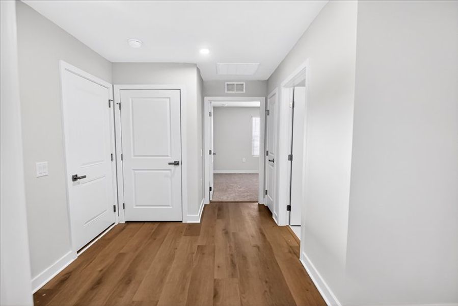 Spacious, unfurnished interior of a new home in Waverly Springs, Woodruff (Image 15).