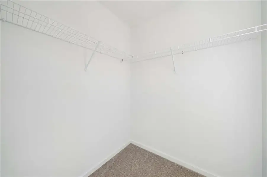 Spacious, unfurnished interior of a new home in Langston Reserve, Cartersville (Image 20).