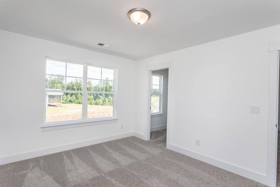 Spacious, unfurnished interior of a new home in Cedar Ridge, Angier (Image 23). Spacious, unfurnished interior of a new home in Cedar Ridge, Angier (Image 23).