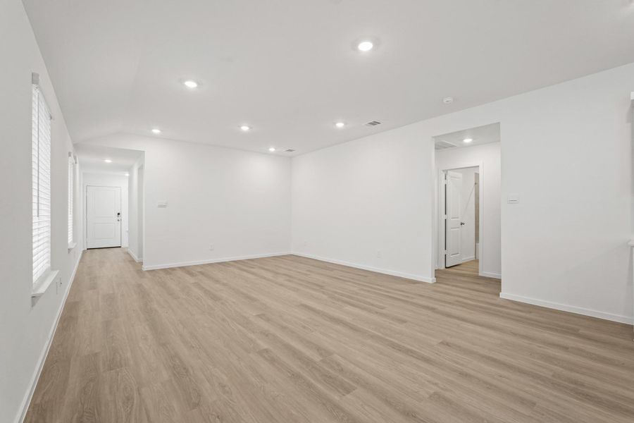 Spacious, unfurnished interior of a new home in Presswoods, Splendora (Image 15).