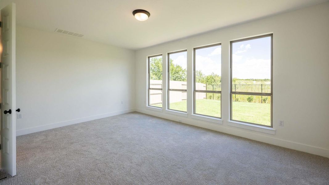Spacious, unfurnished interior of a new home in Easton Park, Austin (Image 7).