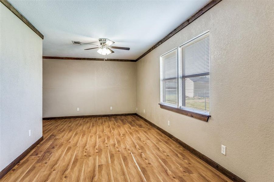 Spacious, unfurnished interior of a new home in , Azle (Image 13).