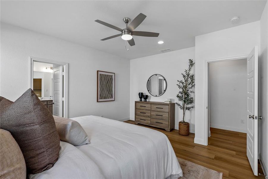 Furnished interior view inside a new home in Karis, Crowley (Image 19).