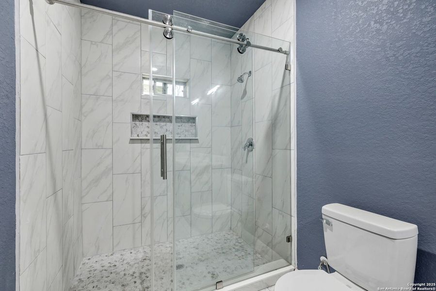 Image 29 of a home in .