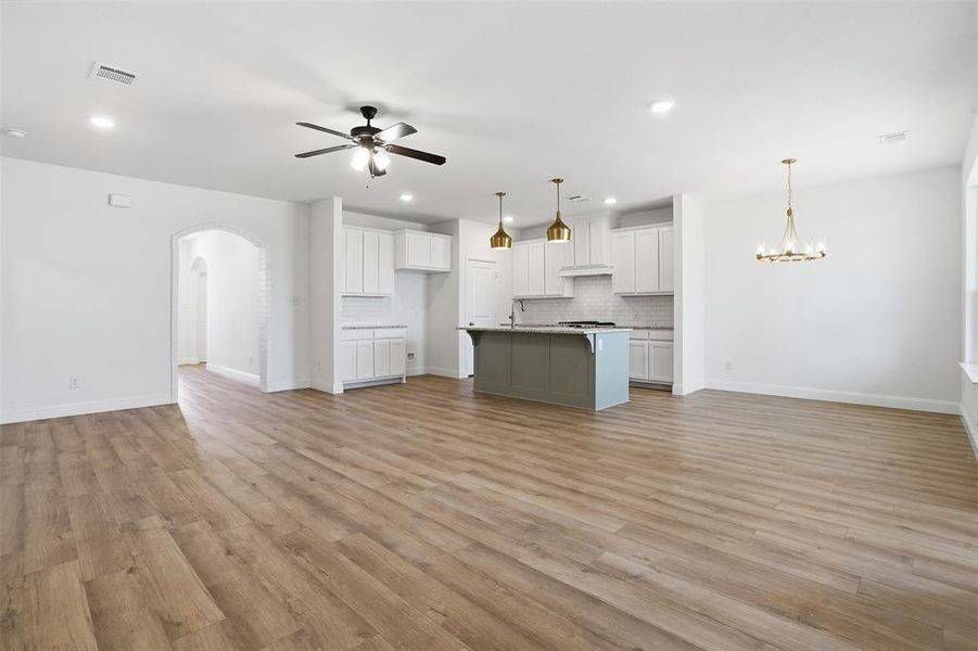 Spacious, unfurnished interior of a new home in Wildcat Ridge, Godley (Image 29). Spacious, unfurnished interior of a new home in Wildcat Ridge, Godley (Image 29).