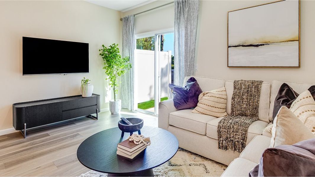 Mia family room Mia family room