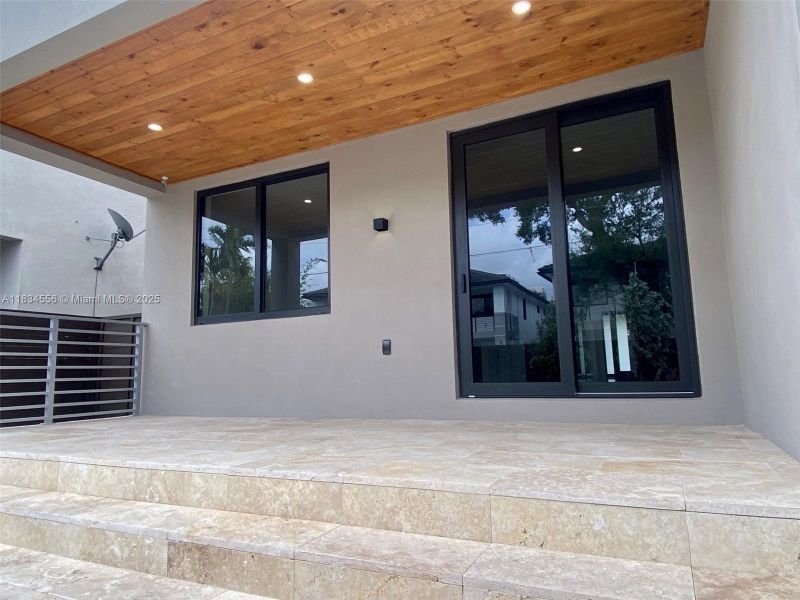 Exterior details and patio area of a home in , Fort Lauderdale (Image 3). Exterior details and patio area of a home in , Fort Lauderdale (Image 3).