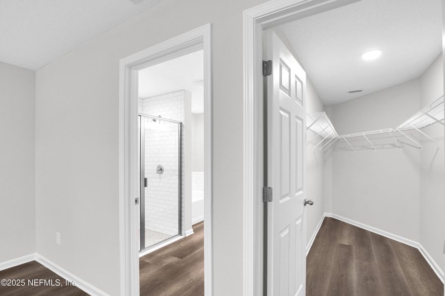 Spacious, unfurnished interior of a new home in , Palatka (Image 38). Spacious, unfurnished interior of a new home in , Palatka (Image 38).