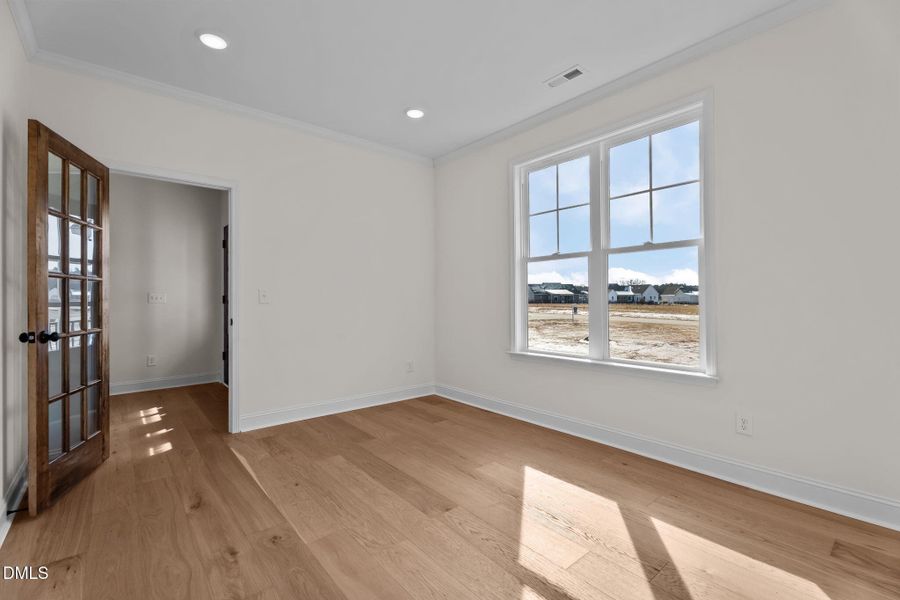 20-web-or-mls-DSC00600 20-web-or-mls-DSC00600