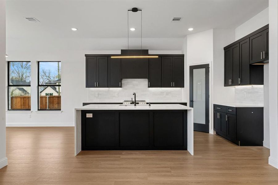 Furnished interior view inside a new home in , Glenn Heights (Image 5).