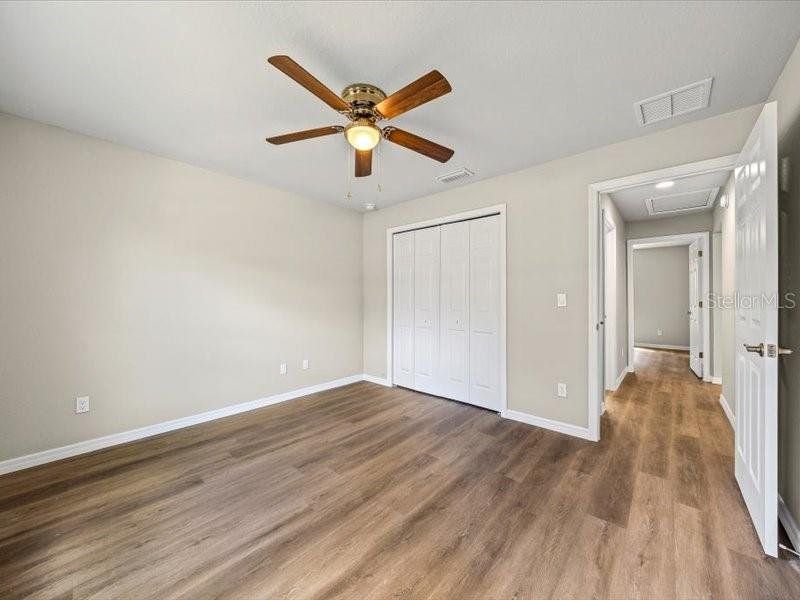 Spacious, unfurnished interior of a new home in , Ocala (Image 31).