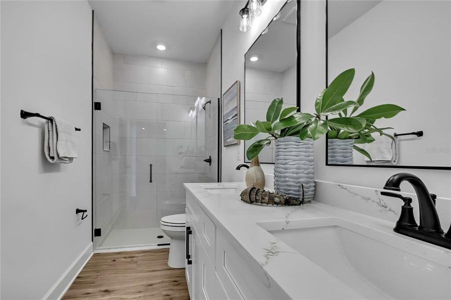 Furnished interior view inside a new home in , Spring Hill (Image 13).