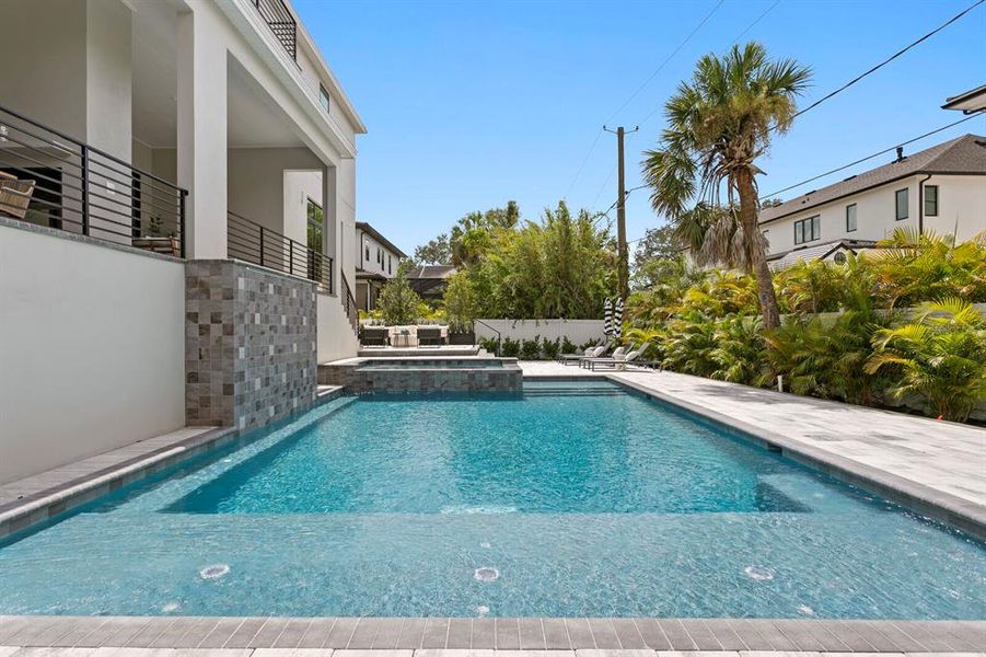 Exterior details and patio area of a home in , Tampa (Image 42).