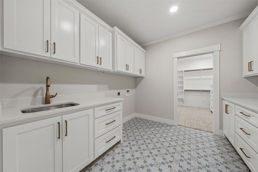 Furnished interior view inside a new home in , Lorena (Image 11).