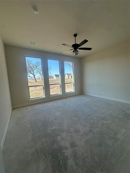 Spacious, unfurnished interior of a new home in , Paradise (Image 4).