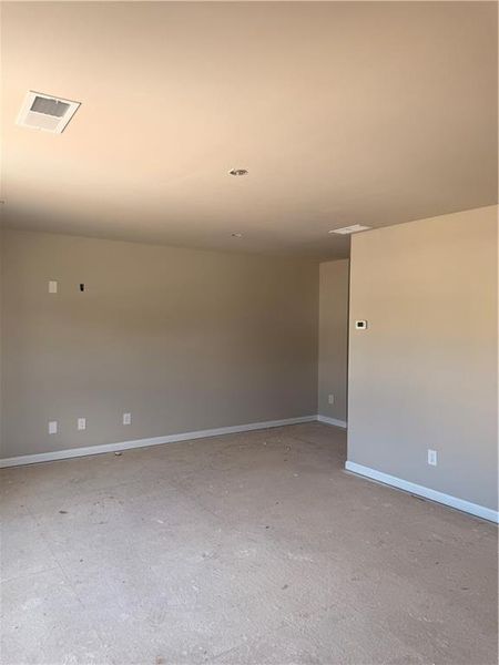 Spacious, unfurnished interior of a new home in Park Center Pointe, Mableton (Image 6).