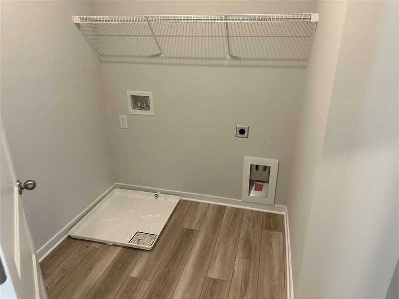 Spacious, unfurnished interior of a new home in Rosewood Lake Estates, Hoschton (Image 19).