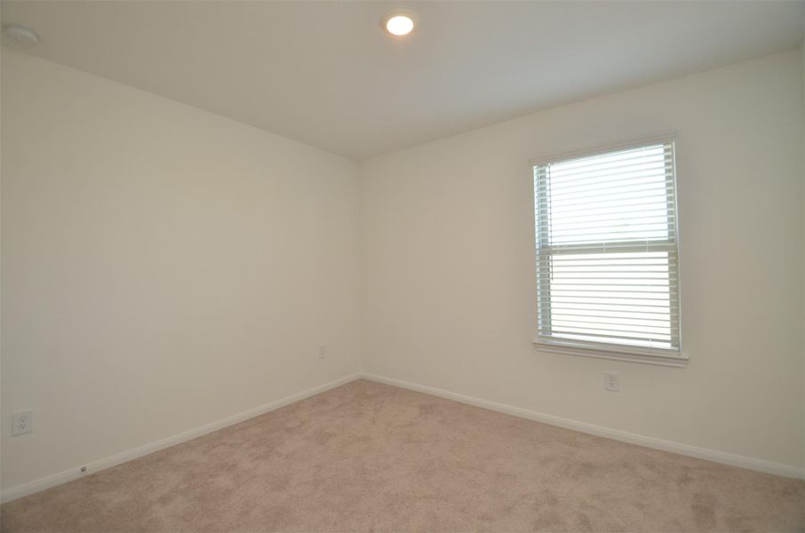 Secondary bedroom Secondary bedroom