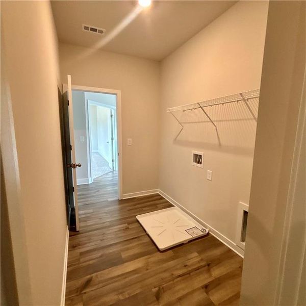 Spacious, unfurnished interior of a new home in Rosewood Lake Estates, Hoschton (Image 28). Spacious, unfurnished interior of a new home in Rosewood Lake Estates, Hoschton (Image 28).