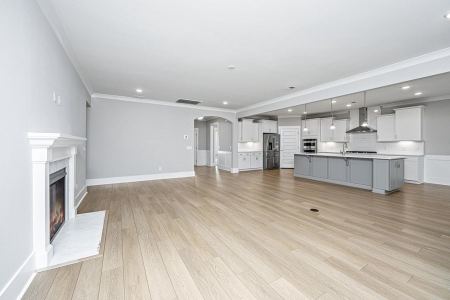 Spacious, unfurnished interior of a new home in Sea Island Preserve, Johns Island (Image 31). Spacious, unfurnished interior of a new home in Sea Island Preserve, Johns Island (Image 31).