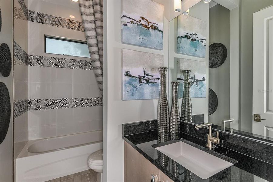 Furnished interior view inside a new home in Cresswind Lakewood Ranch, Lakewood Ranch (Image 40).